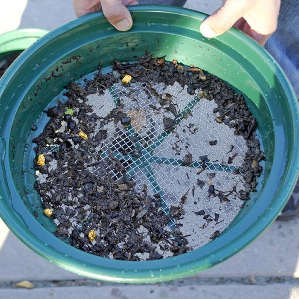 Detector_Hero-Gold Prospecting Classifier Set – 9 Stackable Sifting Pans-9pcsifterpans-3