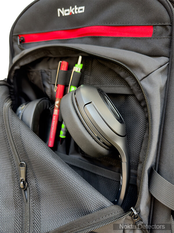 Nokta DetectoBag Backpack with Rain Cover for Metal Detectors
