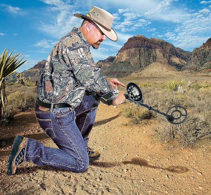 Bounty Hunter Discovery 2200 Metal Detector - 7” Waterproof Coil
