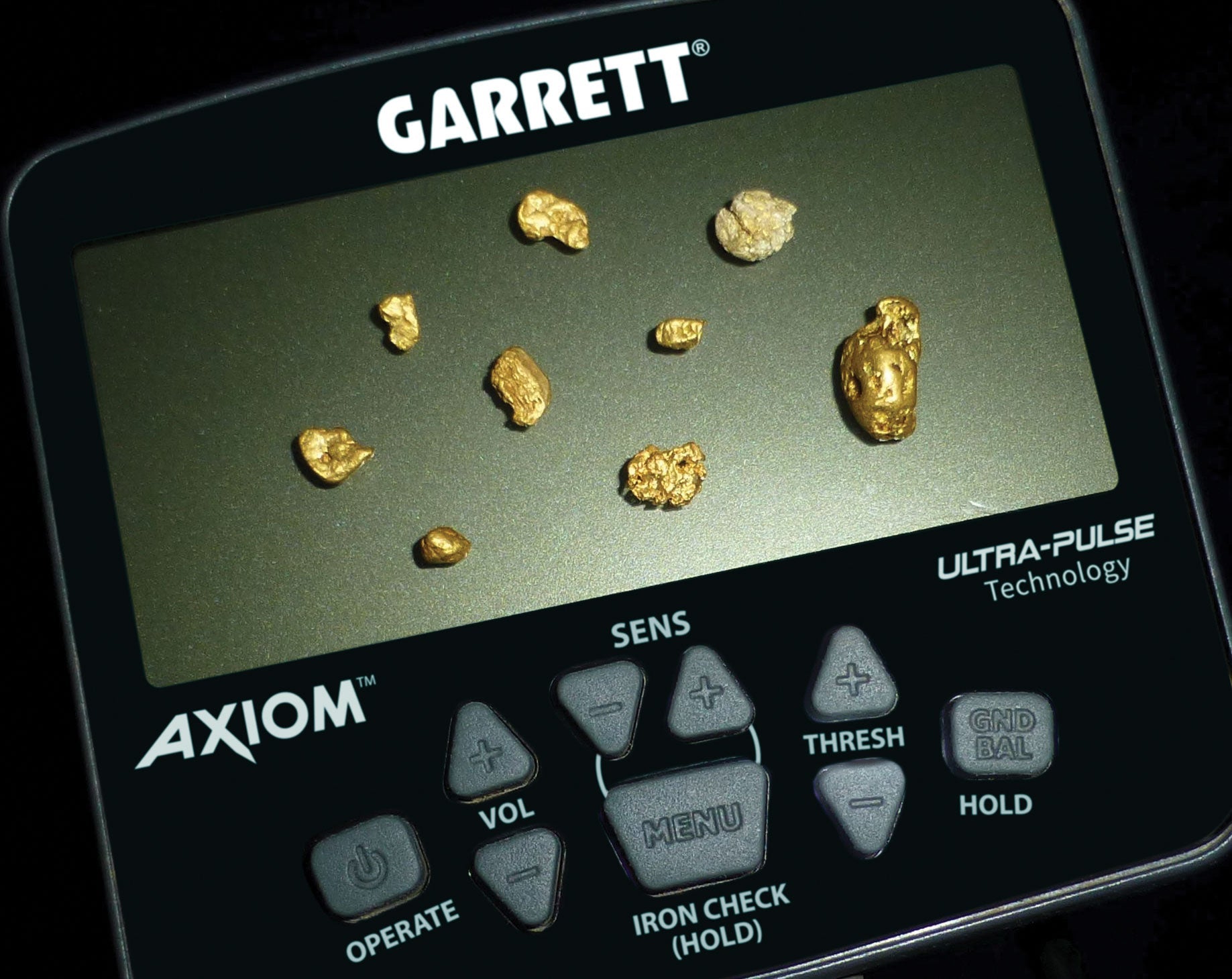 Garrett Axiom Pro Gold Pulse Induction Metal Detector with 11" Mono Coil, 13"x11" DD Coil, Wireless Headphones, Battery Booster & Travel Pack