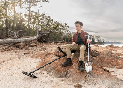 Nokta Score Waterproof Metal Detector – Multi-Frequency with With Wireless Headphones and Free Accessories