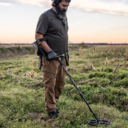Garrett ACE APEX VIPER Multi-Frequency Metal Detector - Z-Lynk Wireless Headphones, Pro-Pointer AT Z-Lynk, Coil Cover