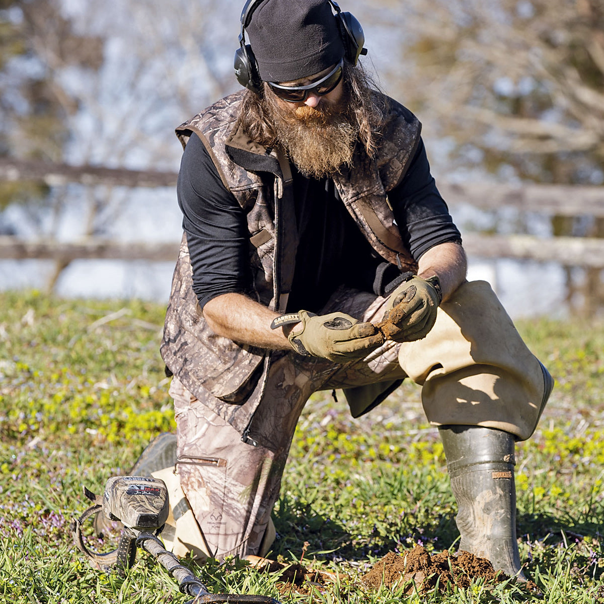 Garrett AT MAX Jase Robertson Edition Metal Detector – Waterproof with Pro-Pointer AT Z-Lynk & Wireless Headphones