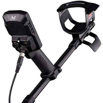 Minelab Manticore Multi-Frequency High Power Waterproof Metal Detector with M9 Coil, PRO-FIND 40 Pinpointer & Backpack