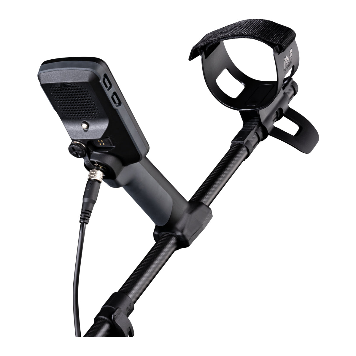 Minelab Equinox 900 Waterproof Multi-Frequency Metal Detector with 11" & 6" DD Coils and Padded Carry Bag