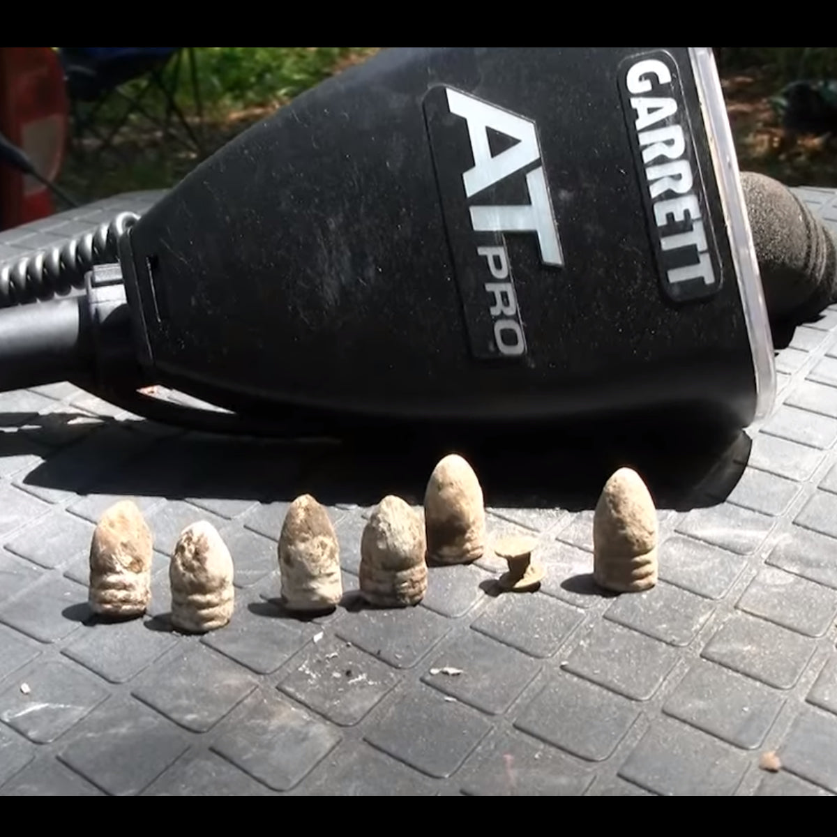 Garrett AT PRO Metal Detector with 4 Coils + Pro-Pointer AT Underwater Pinpointer