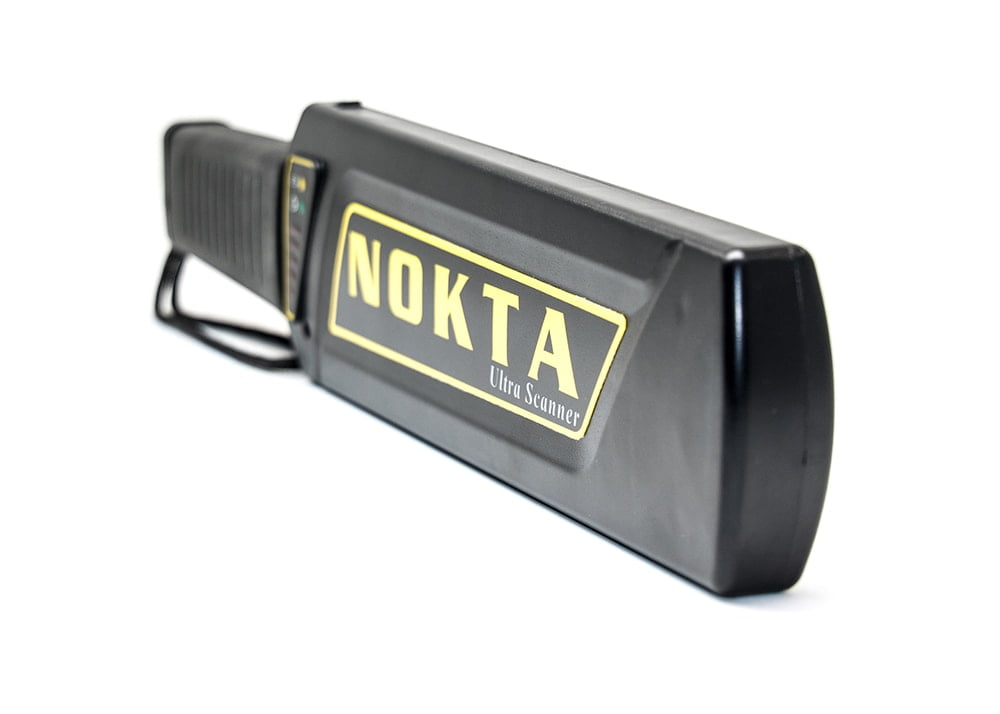 Nokta Ultra Scanner Pro Metal Detector Package with Carry Bag, Earphones, Charger, Belt Holster & Rechargeable 9V Battery